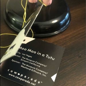 Cow Parade, Moo Moo in a Tutu